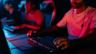 Kalifornijska inicijativa za preciznu medicinu: Revolucija u dijagnostici i praćenju zaraznih bolesti